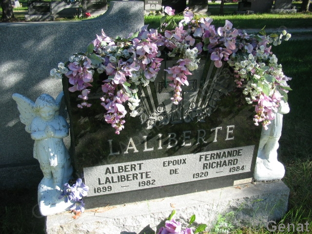 Cimetière SaintSauveur de ValD'Or
